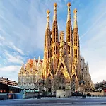 Easyhotel Barcelona Fira L’Hospitalet de Llobregat