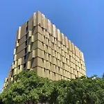 Easyhotel Barcelona Fira Hotel