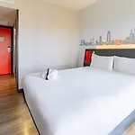 Easyhotel Barcelona Fira