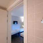 Hotel Easyhotel Barcelona Fira 2*