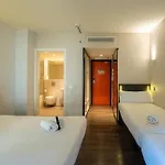 Easyhotel Barcelona Fira 2* L’Hospitalet de Llobregat