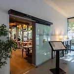 Easyhotel Barcelona Fira Hotel 2*