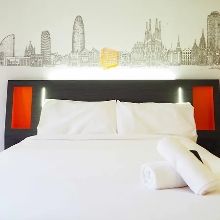 호텔 Easyhotel Barcelona Fira