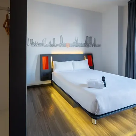 Easyhotel Barcelona Fira