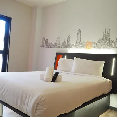 Easyhotel Barcelona Fira